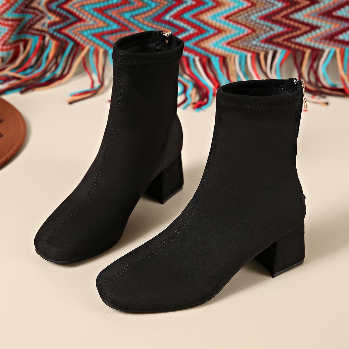 

Мода 2024 Женские Боту тренд Дизайнерские Уличные Модные Ботинки на молнии Женские Новые Удобные Элегантные Лаконичные Черные Ботинки Обувь для Женщин 36 чёрный