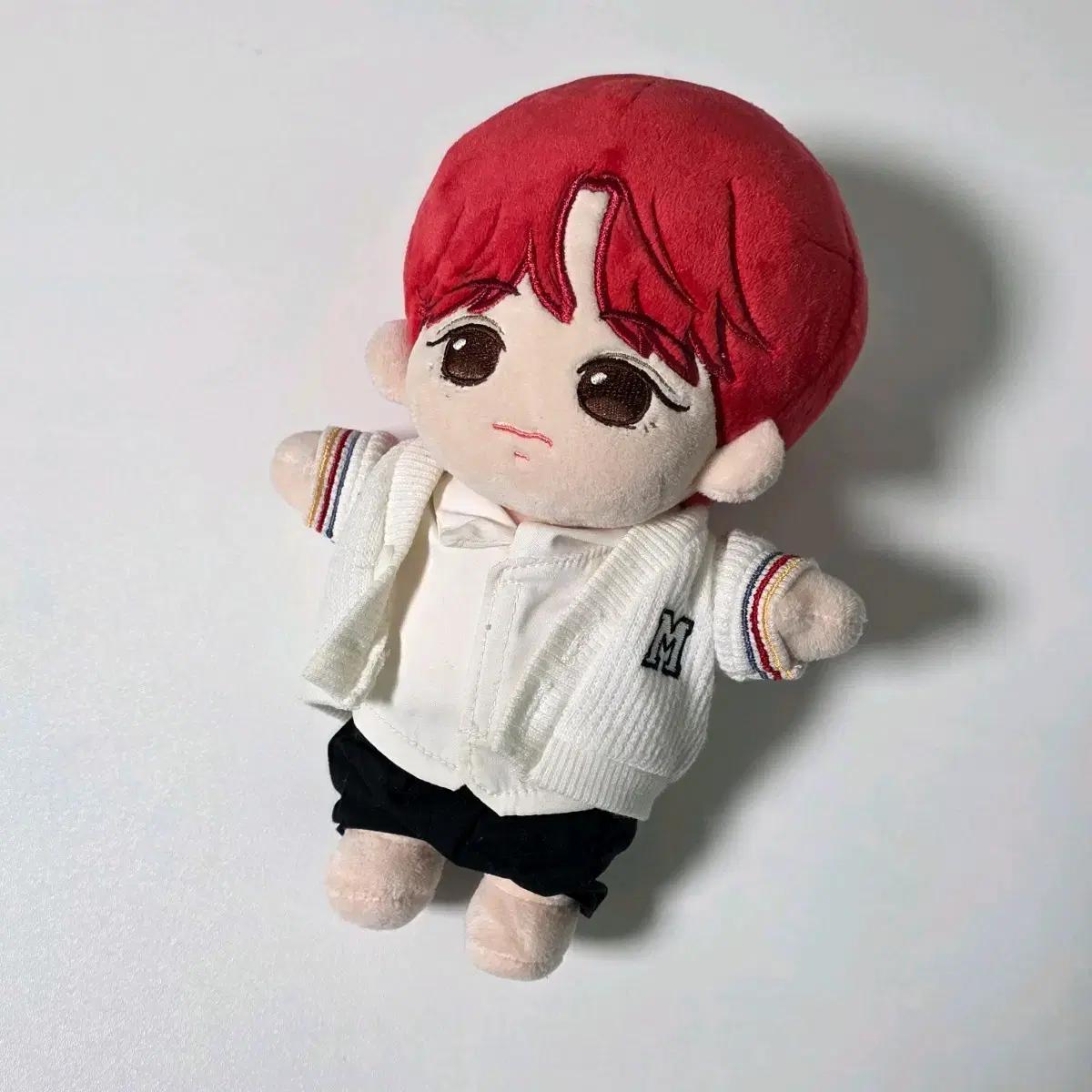 

Park Ji Hoon 20cm Doll Milky Wing Cherry