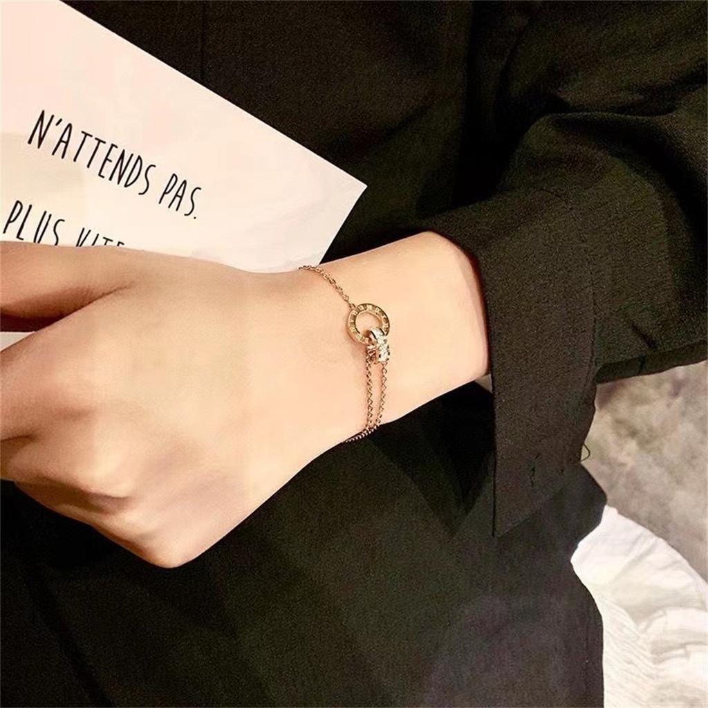Classic Design Double Ring Splice Roman Font Women's Titanium Steel Bracelet Fashion Versatile Gold Charm Bracelet Jewelry