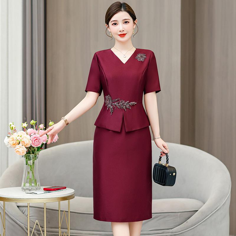 Elegantní červené večerní šaty - 2024 Léto Stylový outfit pro matku ženicha na svatební hostinu