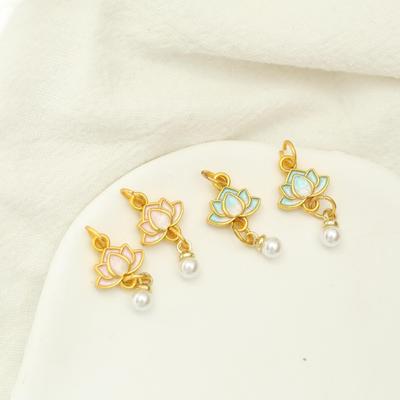 Bracciale Collana in Lega con Ciondolo Fiore di Loto Oro Opaco con Perle