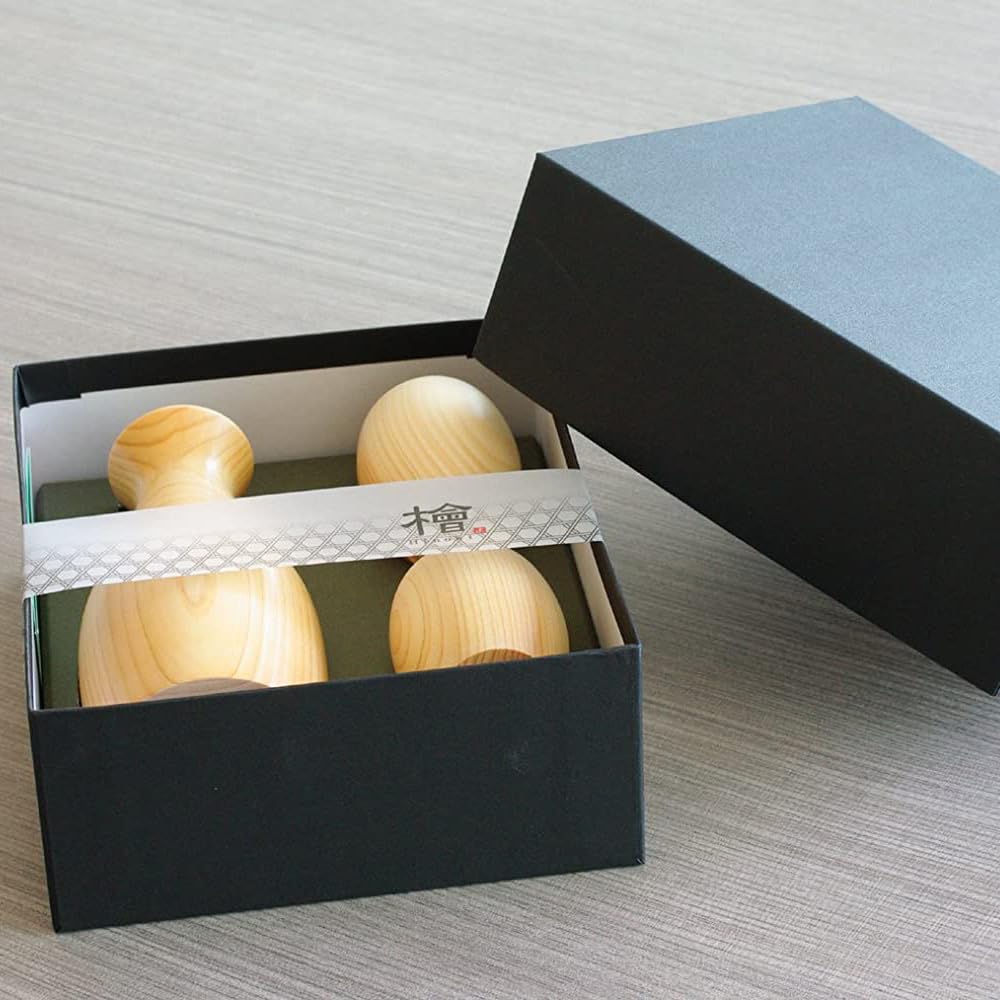 Enjoy the refreshing aroma of hinoki cypress with this wooden sake Includes a 120ml tokkuri and two 45ml guinomi Made in Enjoy the beautiful wood