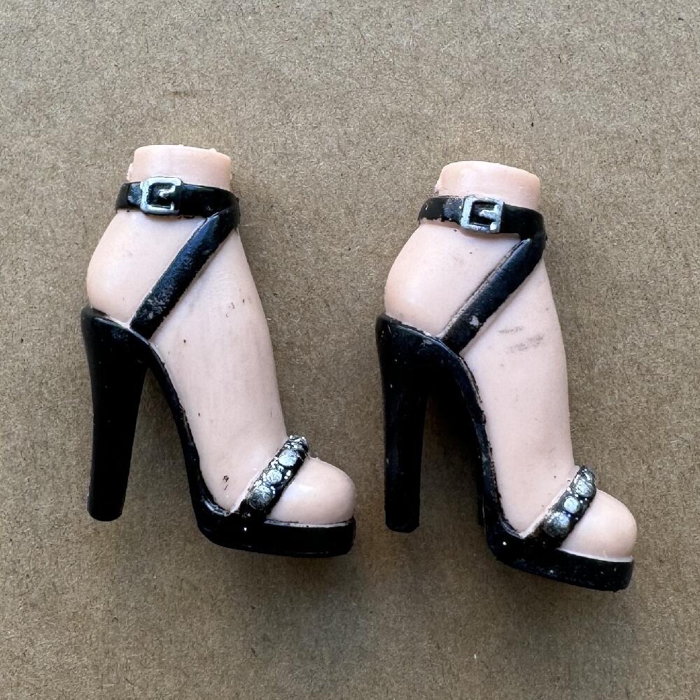 2001 Version Rare Face Doll Heads Classic Bratss Vintage Shoes Long Boots Girls Doll Parts For Collectors