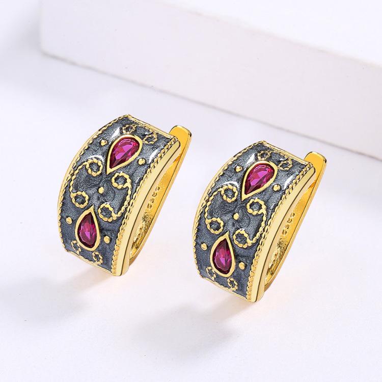 Noble And Exquisite Court Earrings Imitation Ruby Plated Gold Earrings Retro Enamel Two-Color Stud Earrings Wedding Banquet Women'S Jewelry