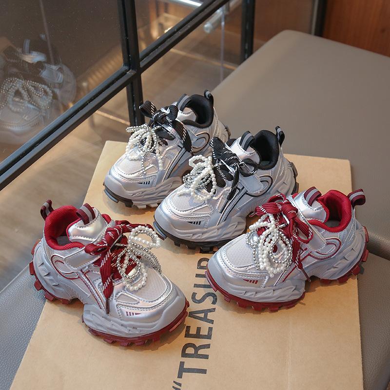 Versatile girls' shoes autumn new dad shoes children's breathable sports shoes medium and older children's non-slip casual shoes