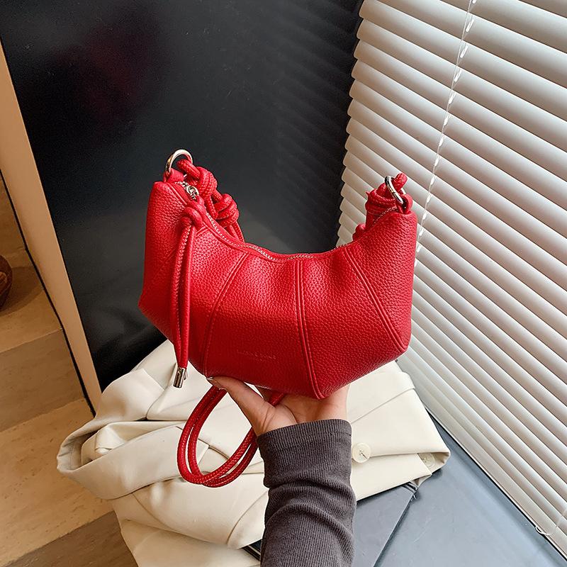 Fashion Bag New Spring and Summer Small Bag Simple Dumpling Bag Croissant High Sense Commuter Women's Bag Tide