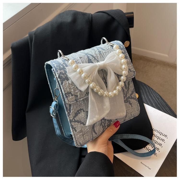 

Small bag women s 2025 new summer niche high-end texture handbag crossbody bow pearl chain bag синий
