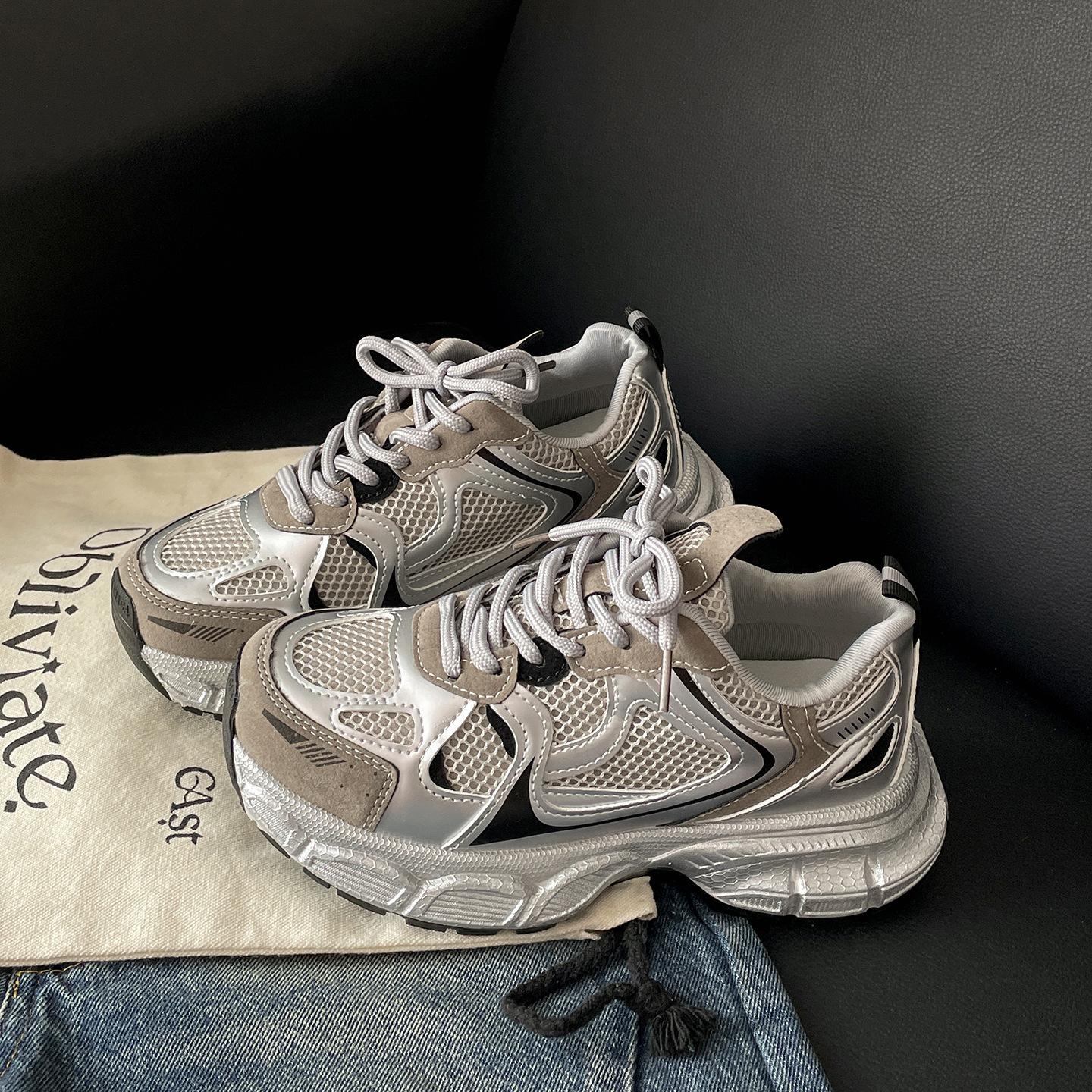 

Королева Фана Тренд Ретро Толстоподошвенные Увеличивающие рост Папины кроссовки Женские 2025 Новые Летние Дышащие Легкие Повседневные Кроссовки 40 серый