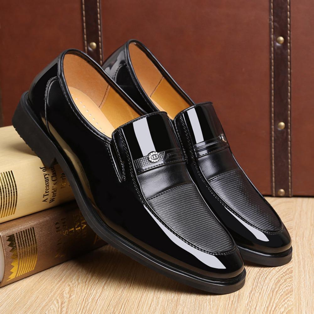 Mens Leather Shoes Slip Resistant Work Shoes for Hotel Staff Comfortable Casual Shoes for Middle Aged Elderly