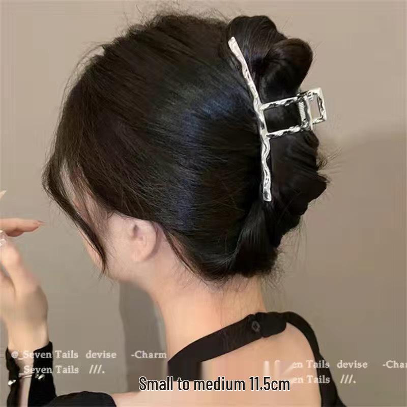 Pinza a morsetto in metallo ad alto livello con fiocco per capelli 2024 per donna: Pinza per Capelli a Forma di Squalo, Grande, Elegante, Stile Freddo, per la Nuca