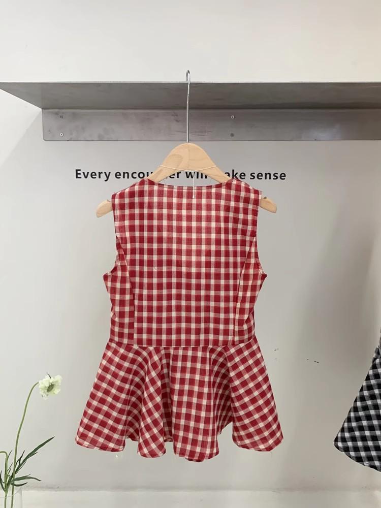 Pleated Checkered Sleeveless V-Neck Doll Shirt for Women - Petite Korean Style.