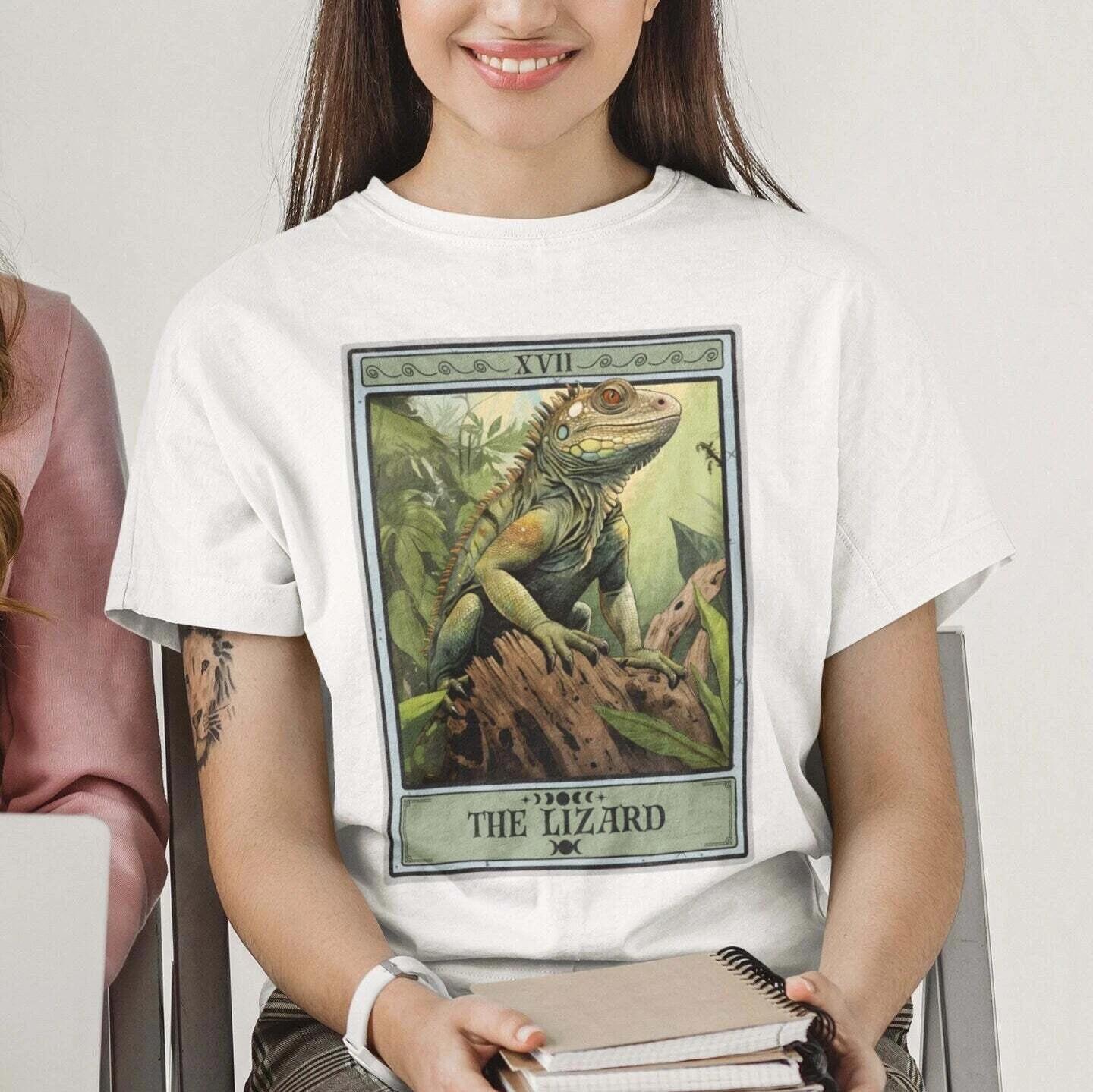The Lizard Tarot Card Shirt, Reptile Animal Lover M