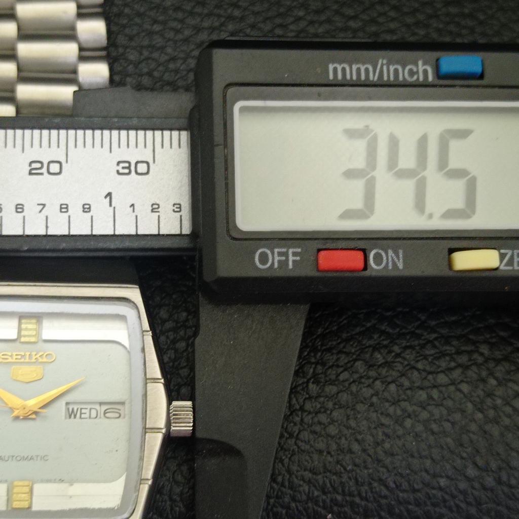 VINTAGE SEIKO 5 AUTOMATIC JAPAN BOY ORIGINAL DIAL WATCH a704281-1 R213i-a704281