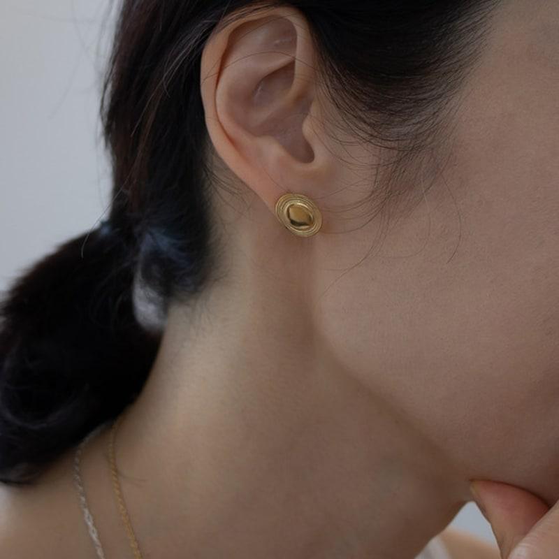 Invisible Collage VETIAGE EARRING_GOLD