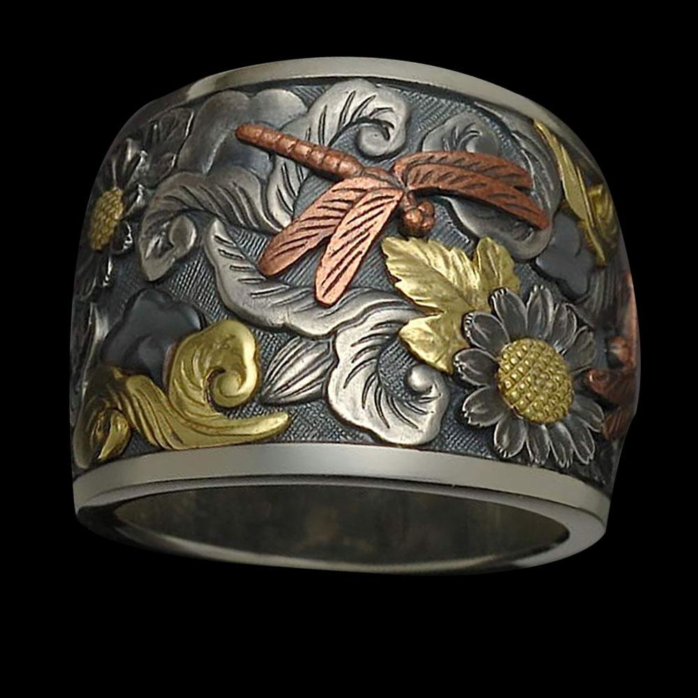 Ofertas Fashion Hot Sale Trendy Metal Zinc Alloy Cute Little Dragonfly Flying Around The Flower Sea Wide Face Animal Plant Ring