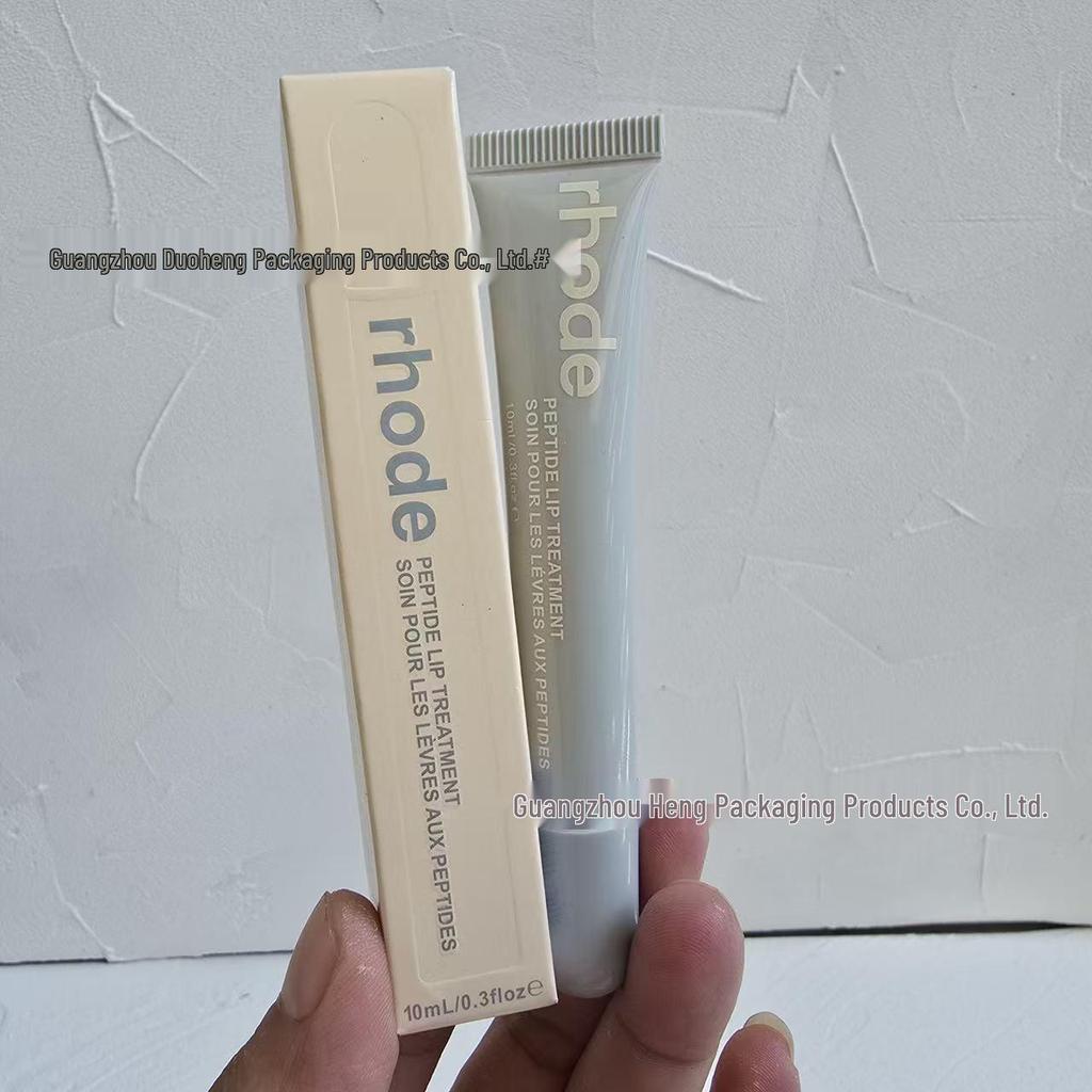 Balsam de buze hidratant și luciu de buze nuanțat Rhode Hailey