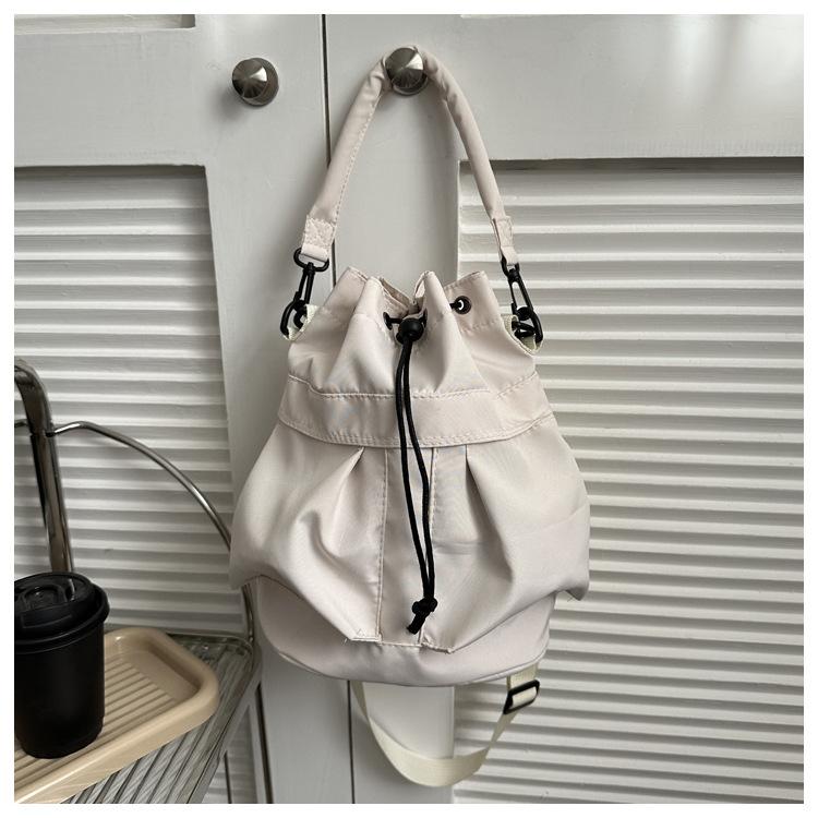 

Модная и крутая новая зимняя модная повседневная сумка-ведро большой вместимости из ткани Оксфорд с завязками на одно плечо