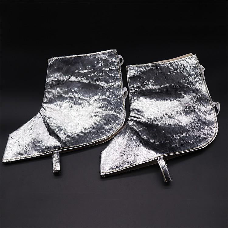 Aluminum Foil Heat-Resistant Protective Gear: Fireproof Apron, Leg Guards, Gloves, and Sleeves for High-Temperature Aluminum and Steel Work.