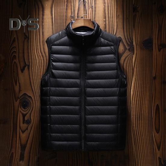 Men Cotton Vest Stand Collar Sleeveless Zipper Placket Lightweight Quilted Waistcoat Solid Color Cotton Vest Jacket with Pockets