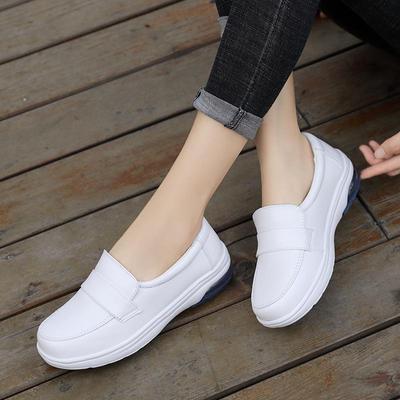 Comfortable Soft White Flat Shoes Air Casual Sneakers Shoes for Women Non-slip Breathable Women Loafers