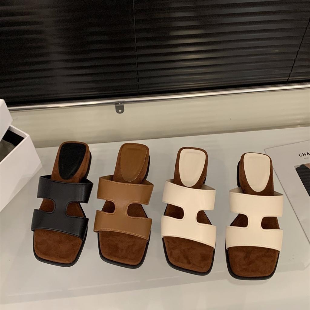Soft-soled versatile French small cool slippers women's shoes outer wear 2025 summer slope heel thick-soled skirt beach sandals