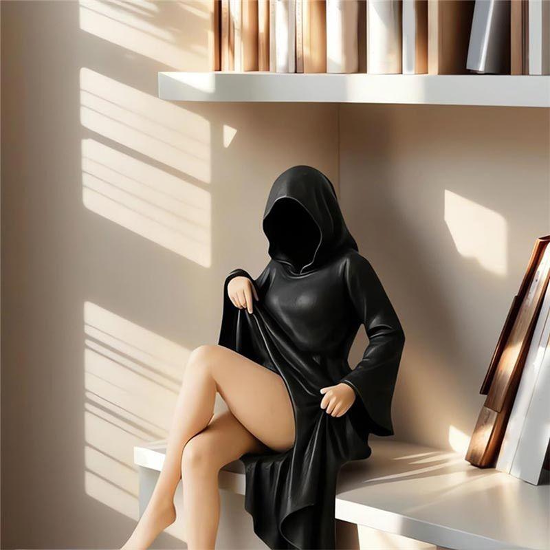 M-Modern-Gothic For Home Garden Decor, Mysterious Black Robe Figure Statue, Small Elegant Halloween Sculpture 8Cm