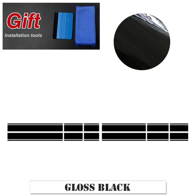 

Наклейка на капот Ford Mustang с гоночными полосами