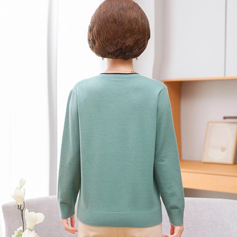 Stylish Plus Size Knitwear for Middle-aged & Elderly Women - Round Neck, Long Sleeve, Loose Fit, Autumn/Winter 2023 Sweater