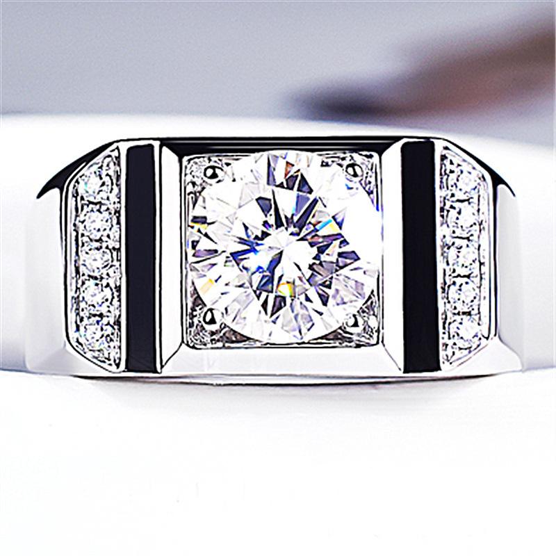 Stable ,Generous ,Fashionable ,Noble And Wild Wedding Diamond Ring