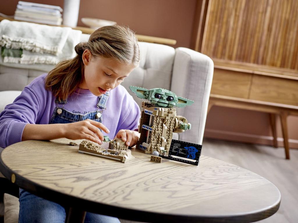 LEGO Star Wars The Mandalorian the Child 75318 Bausatz, Sammelartikel, Zusammenbauspielzeug, ab 10 Jahren (1.073 Stück)