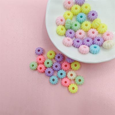 200 pezzi di perline di forma geometrica a forma di fiore per gioielli, perline con foro, accessori fai da te, perline sciolte di colore caramella misto per lavori artigianali