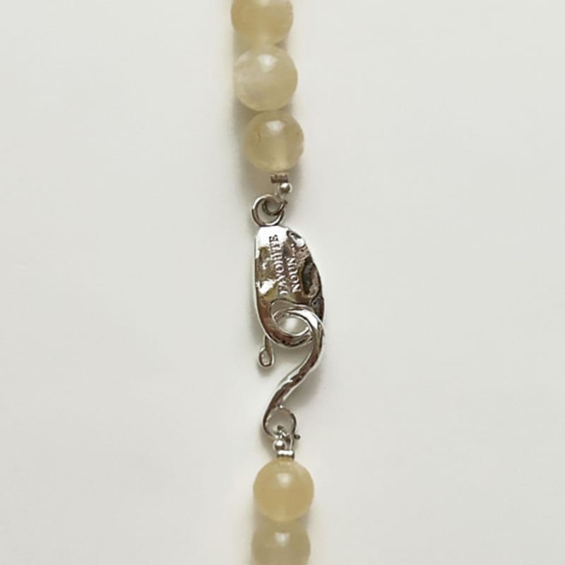 Lieblingsnomen Butter Edelstein Armband