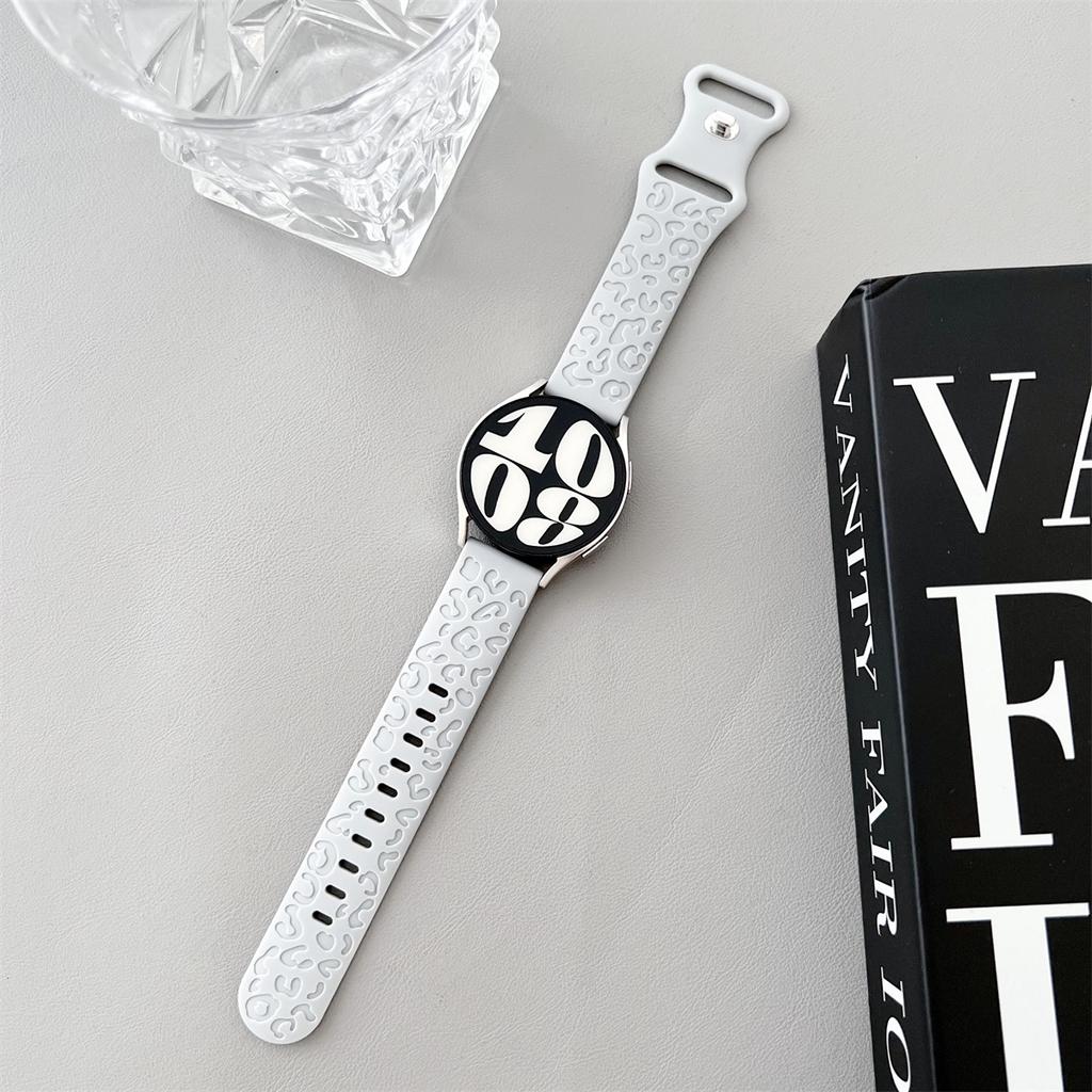 20mm 22mm Leopard Engraved Band for Samsung Galaxy Watch 6 5 4 40mm 44mm Gear S3 Silicone Cute Strap 6Classic 43mm 47mm Active 2