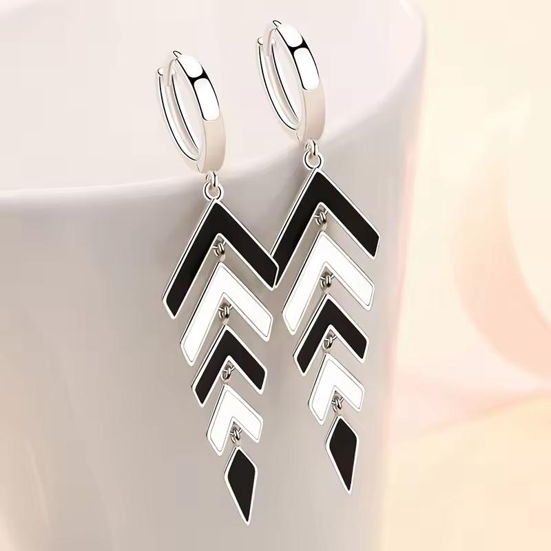Black and white leaf earrings Women's jewelry Wedding party gifts