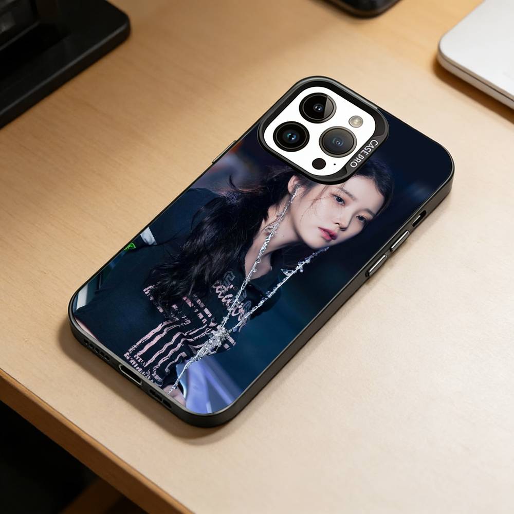 Singer  IU Lee Ji-eun  Phone Case For iPhone 17,16,15,14,13,12,11 Plus,Pro Max,XS,Colorful Silver Phone case Funda Cover iPhone12
