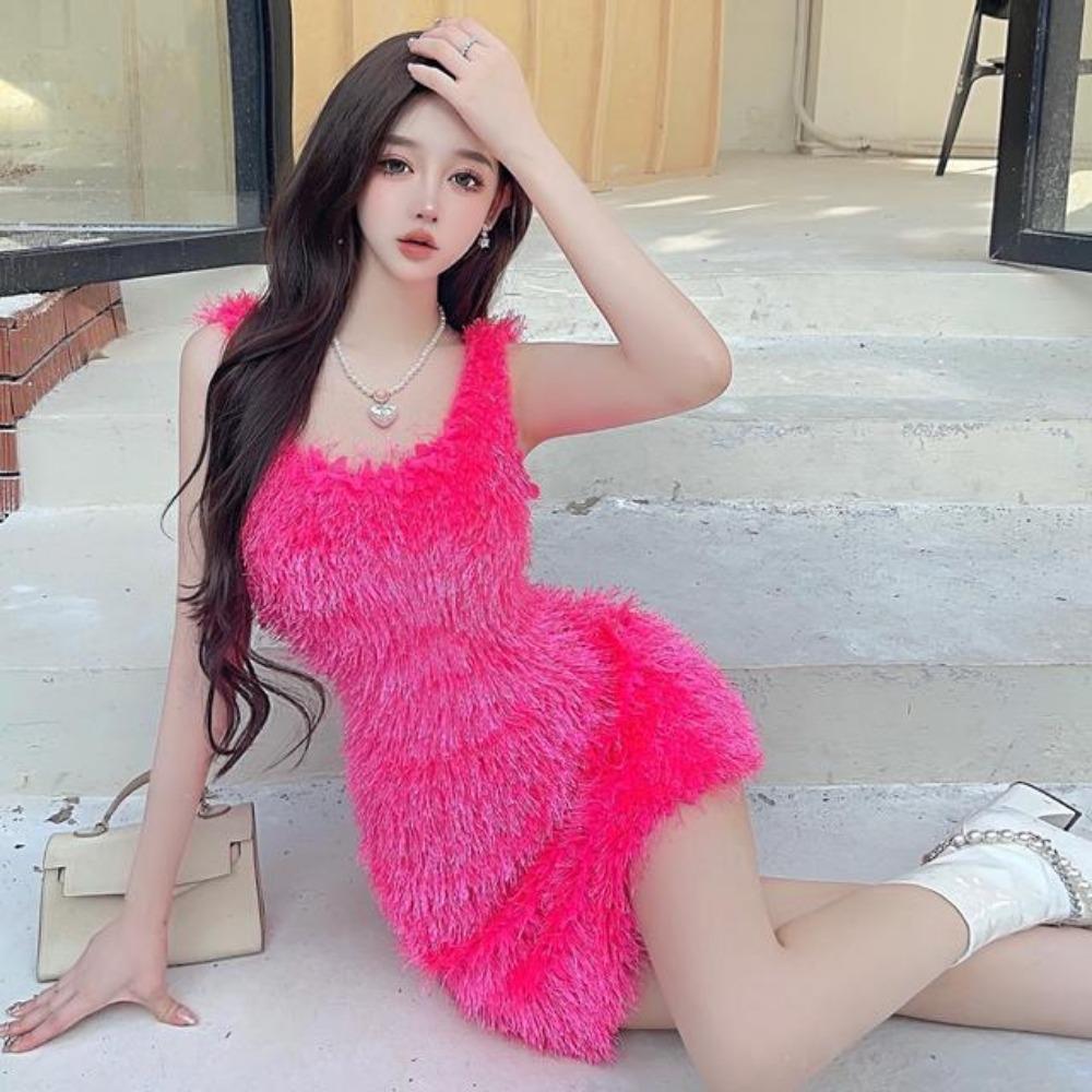 Pure Desire Style Backless Suspender Short Dress Autumn and Winter New Style Versatile Temperament Fashionable Slim Solid Color Dress