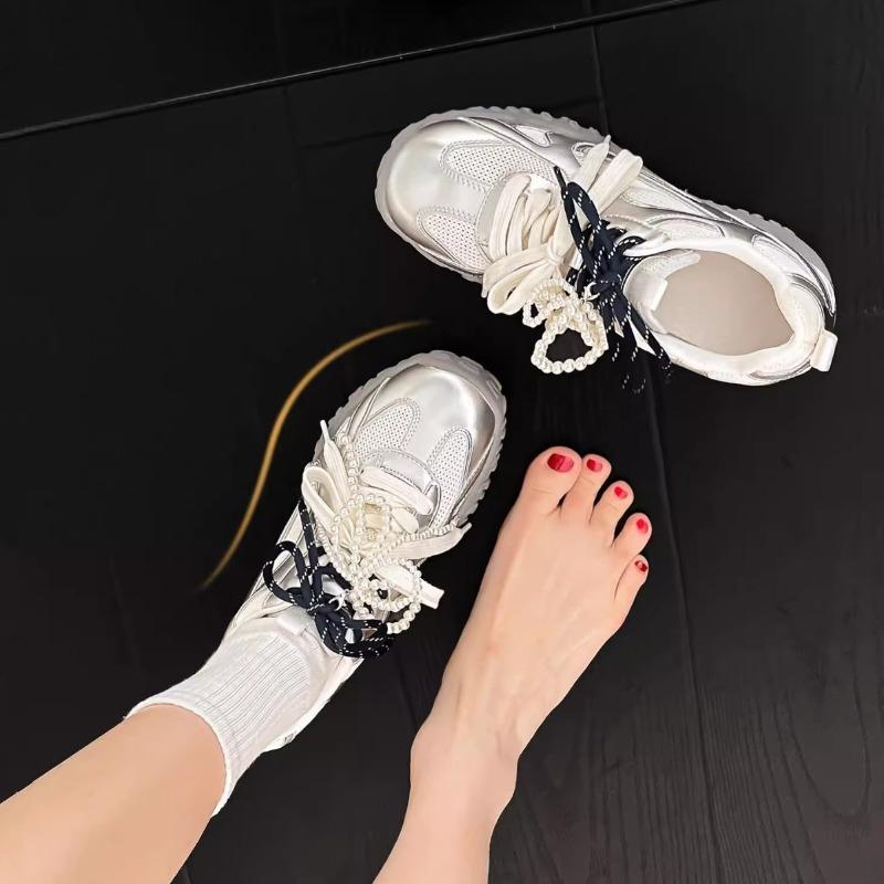 6 inner height increase small women spring and summer thick bottom sports and leisure mesh breathable leather women