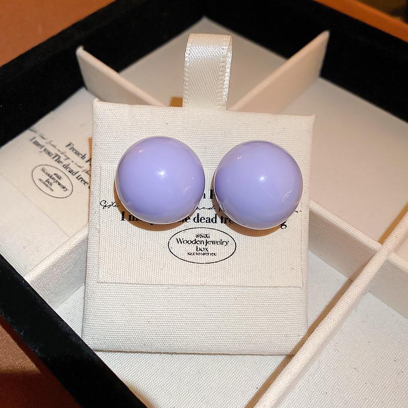 

Пурпурные серьги-пусеты с жемчугом и стразами