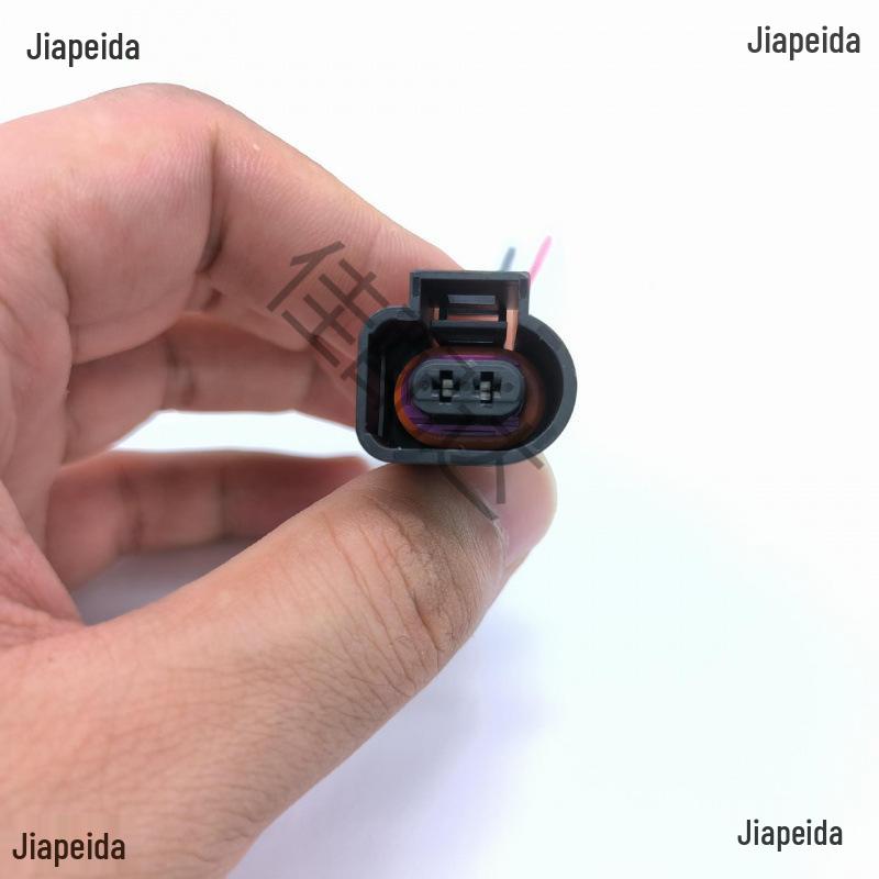 Water Pump Assembly for Passat, Tiguan, Sagitar, CC: Includes Auxiliary & Heater Circulating Pumps.