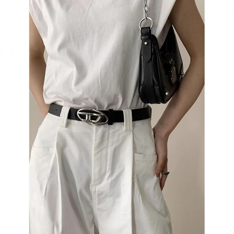 Modern Womens Black Denim Pants With Sleek Minimalist Design And Belt