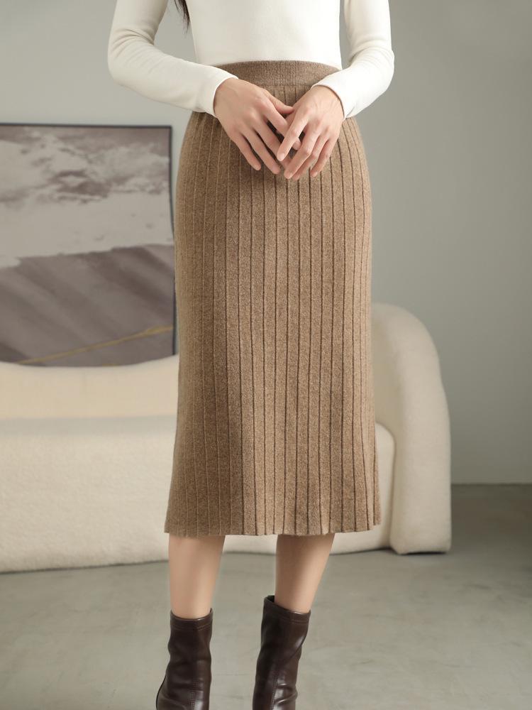Women's Slim Fit Vertical Stripe Wool Midi Skirt - Versatile Cashmere Knit