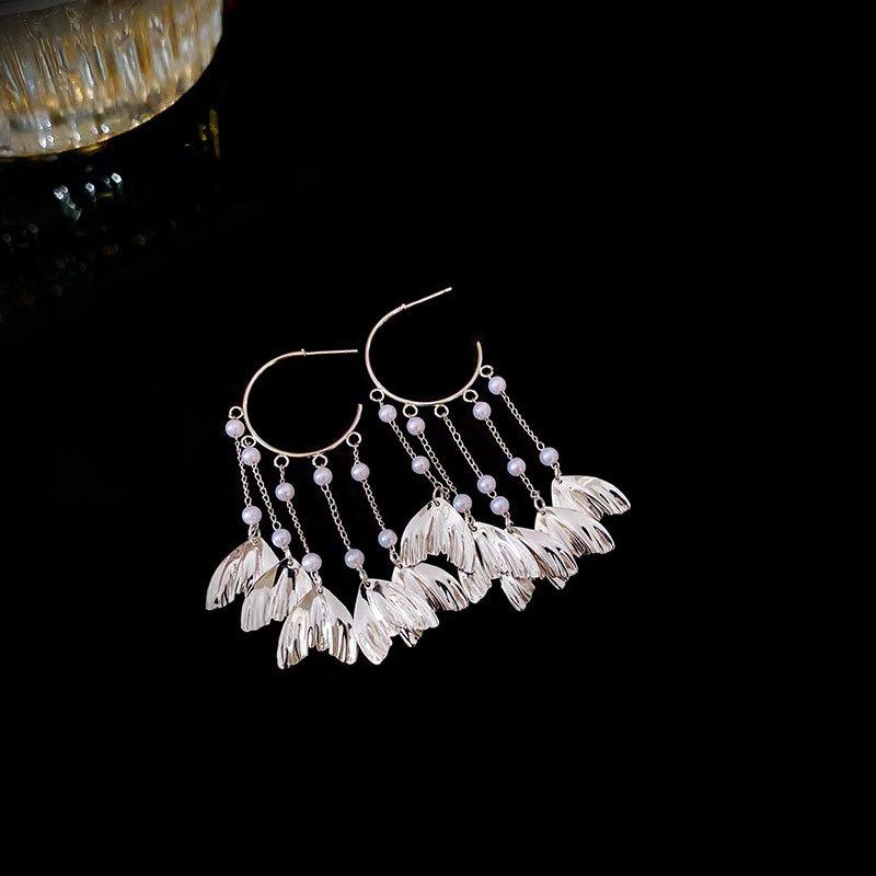 Super Fairy Pearl Fishtail Fringed Earrings, Premium Female Texture Metal Disc Earrings, 925 Silver Needle Jewelry.