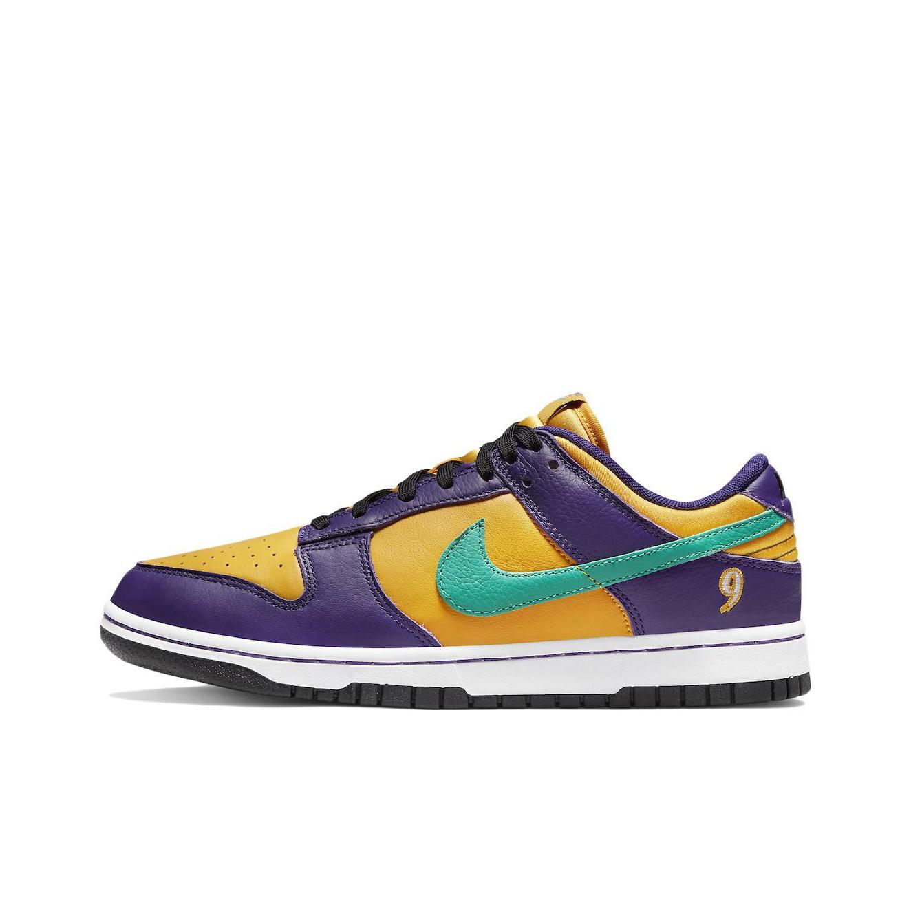 

Nike Dunk Low LX Lisa Leslie (Women s)