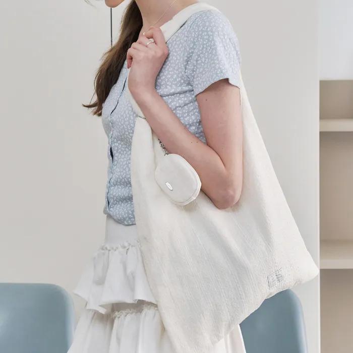 Lovey Lace Shoulder Bag
