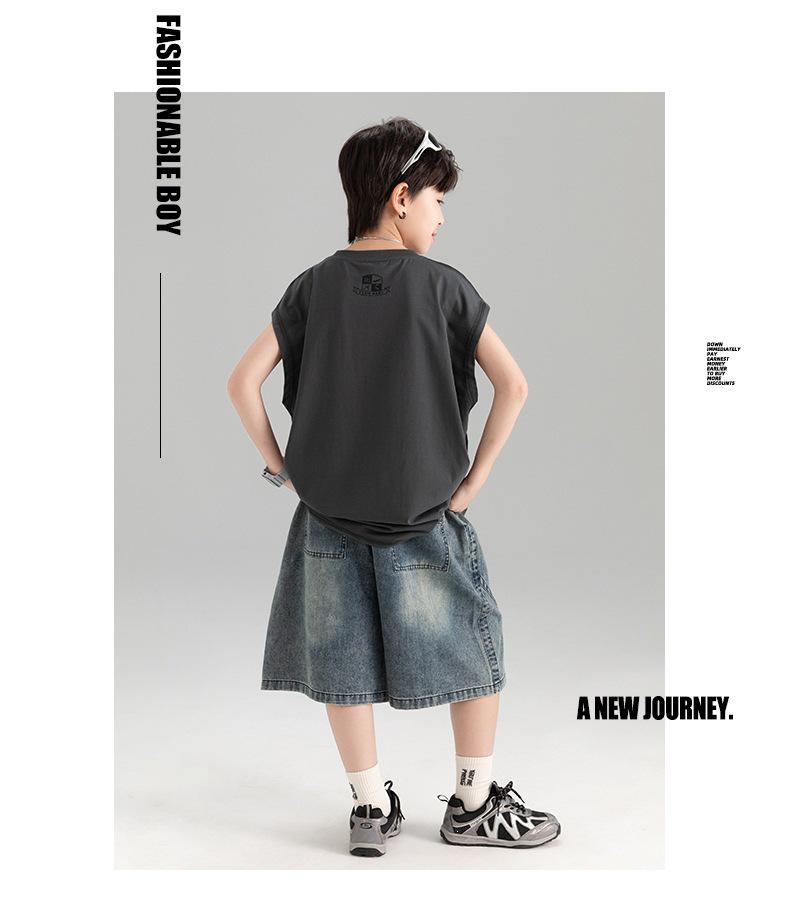 Boys' Trendy Sleeveless Set: Summer Thin Denim Bermuda Shorts & Spray Dye Print Vest T-shirt.