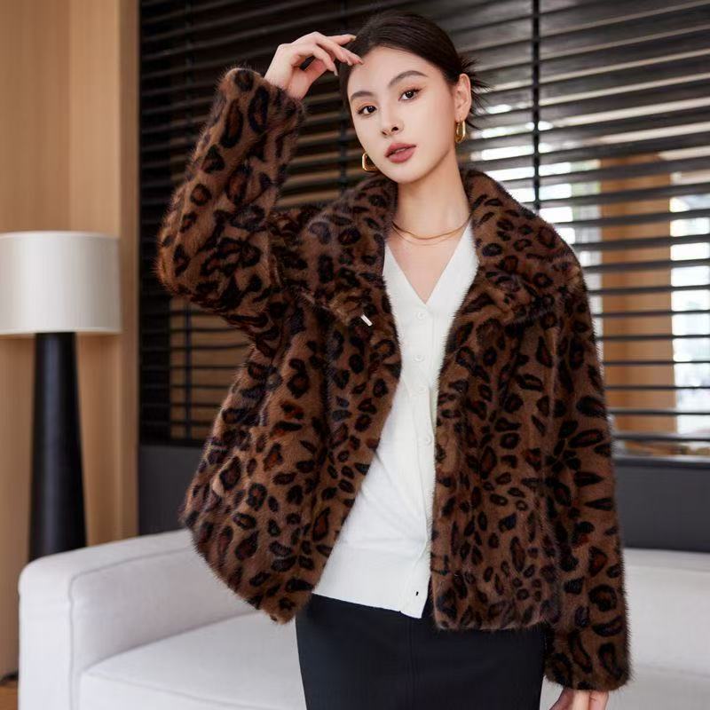 

Imitation mink fur jacket women s autumn and winter new fashion leopard print young short stand-up collar top M Recommended (80-120) catties цветной печати леопарда