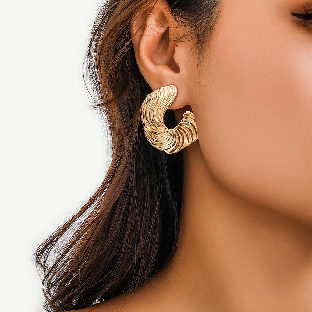 IngeSight.Z Vintage Geometric Irregular Texture Stud Earrings for Women Hiphop Metal Gold Color Earrings Christmas Party Jewelry