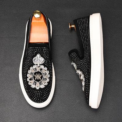 Moda Nuevo Lujo Diseñador Moda Masculina Combinación Total Plataforma Bordado Remache Zapatos Casuales Planos Masculino Rock Punk Mocasines Zapatos Hombre