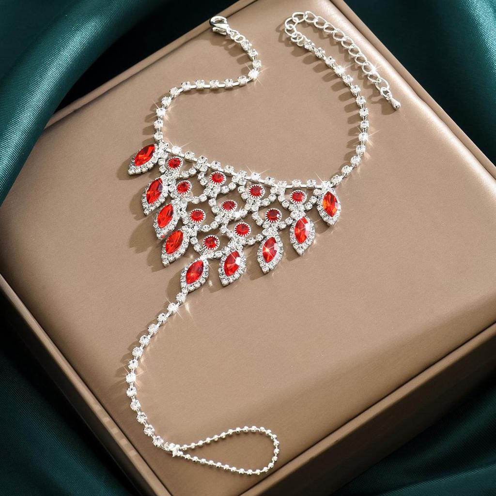 Rhinestone Bridal Anklet: Elegant Beach Footwear for Fashionable Holidays