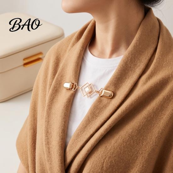 Elegant Cloak Clasps Geometric Rhombus Cardigan Sweater Clip, Retro Clothing Clip with Faux Zinc Alloy Decorative Fasteners Cats Eye Stone,